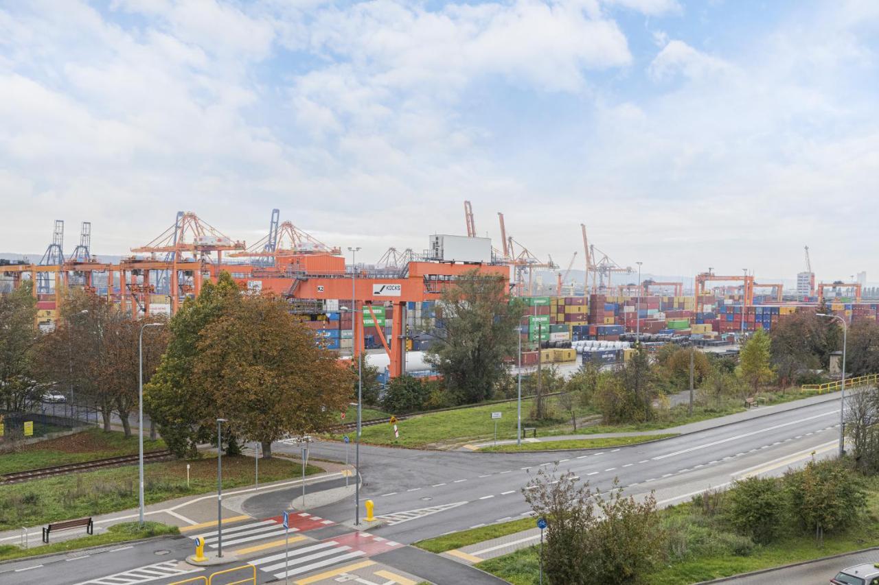 Gdynia Nasypowa Apartments With Parking By Noclegi Renters Exterior foto