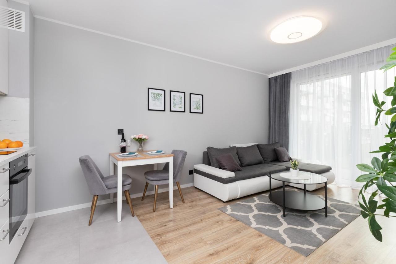 Gdynia Nasypowa Apartments With Parking By Noclegi Renters Exterior foto